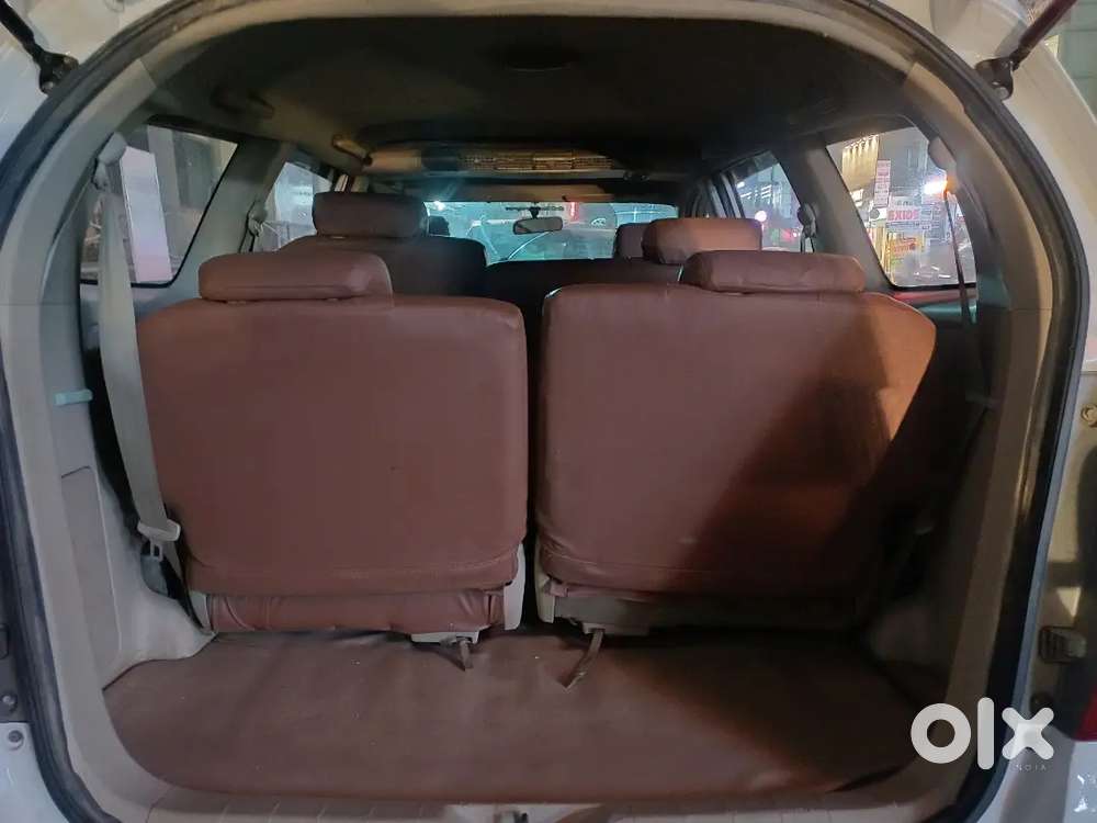 Toyota Innova 2.5 E 2007 Model