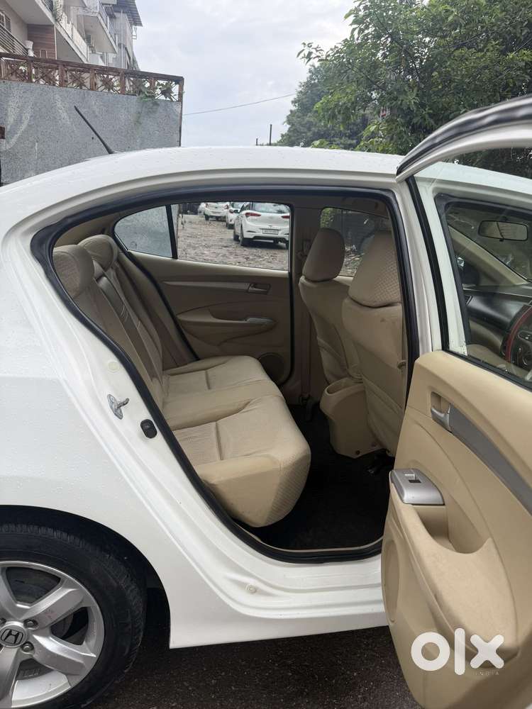 Honda City 1.5 V At, 2011, Petrol