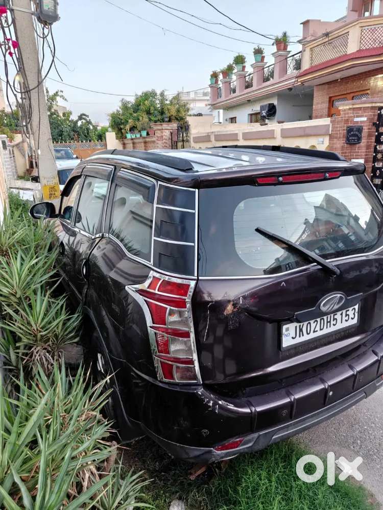 Mahindra Xuv500 2013 Diesel 130000 Km Driven