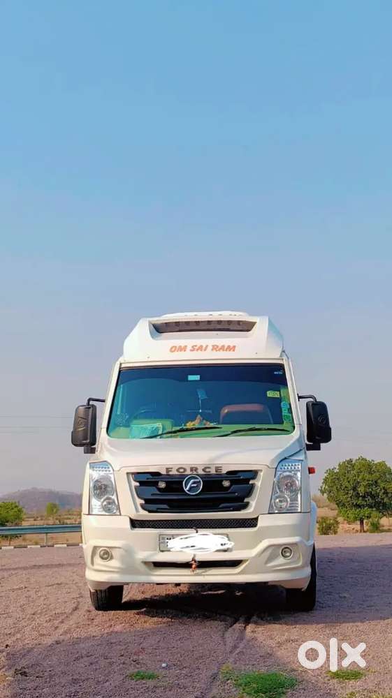 Force Motors Trax Cruiser 2022 Diesel Good Condition. 14 Seater