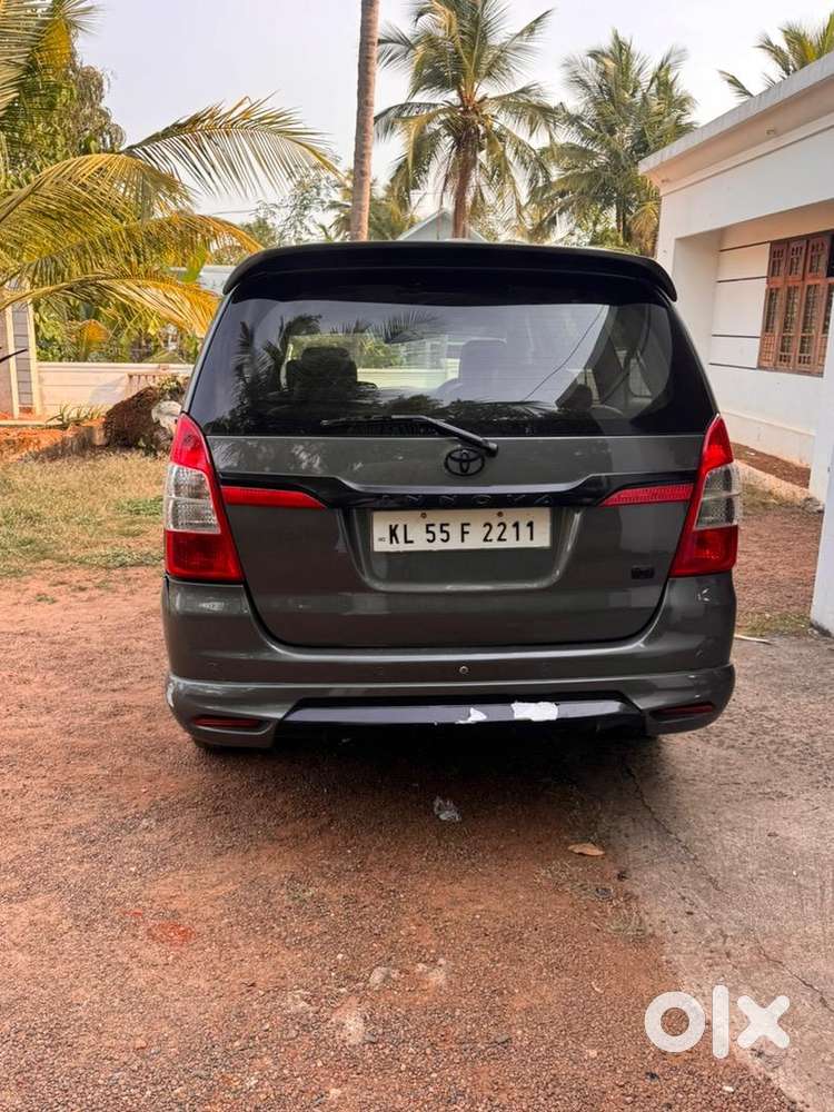 Toyota Innova 2010 Diesel Well Maintained