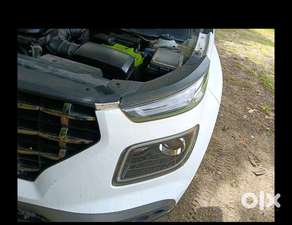 Hyundai Venue Petrol 2021