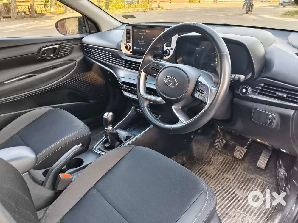 Hyundai I20 Asta (o) 1.2 Mt, 2023, Petrol