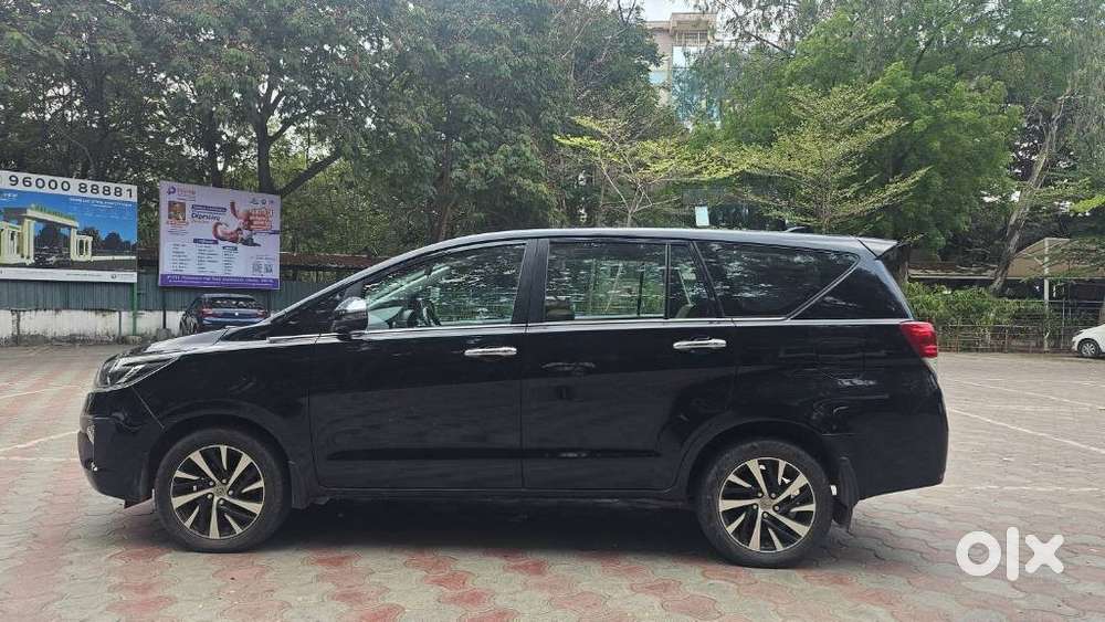 Toyota Innova Crysta 2.4 Z 7 Str, 2022, Diesel