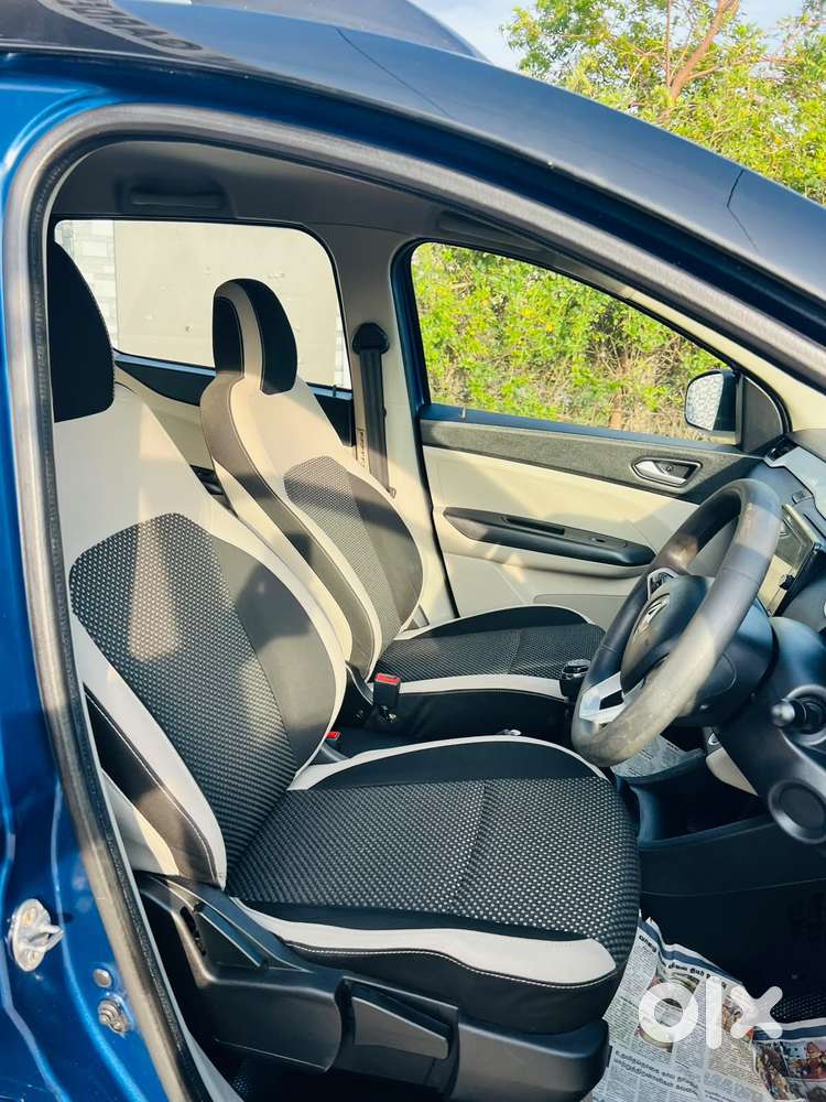 Renault Triber Rxz, 2022, Petrol