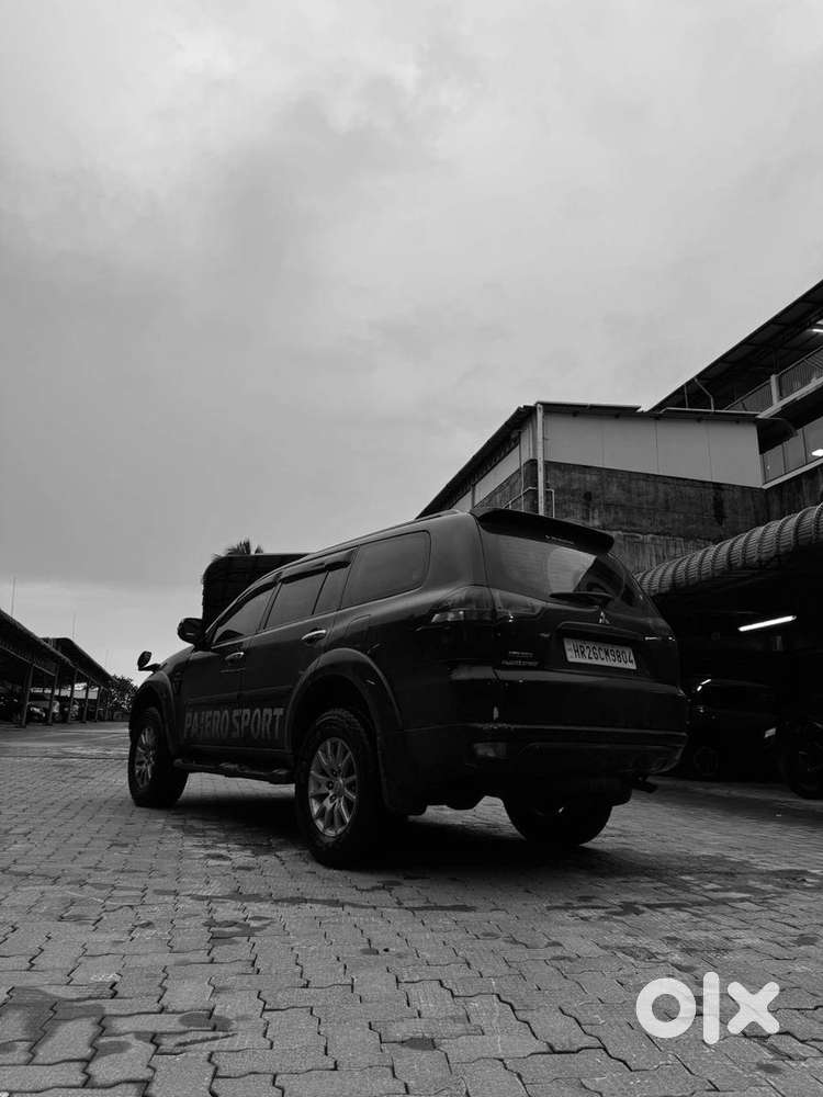 Mitsubishi Pajero Sport 2015 Automatic Diesel  Hr Registered
