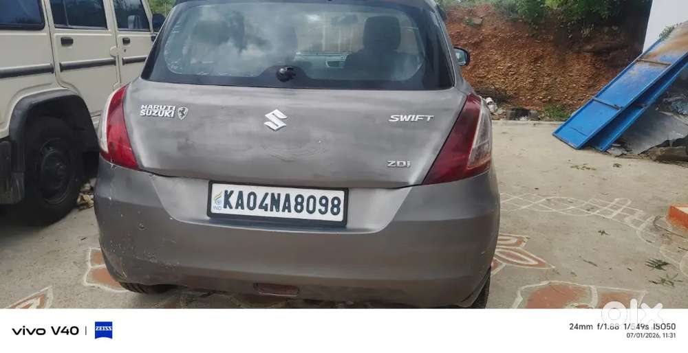 Maruti Suzuki Swift Zdi 2012