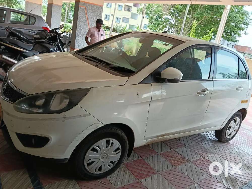 Tata Bolt 2016