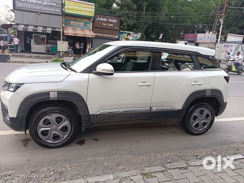 Maruti Suzuki Brezza 1.5 Vxi Smart Hybrid, 2024, Petrol