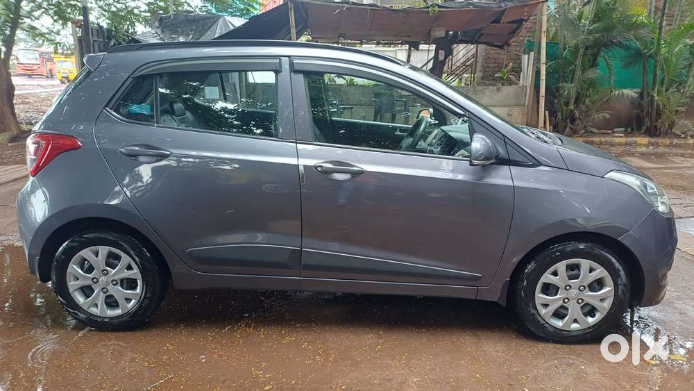 Hyundai Grand I10 Sportz, 2016, Petrol