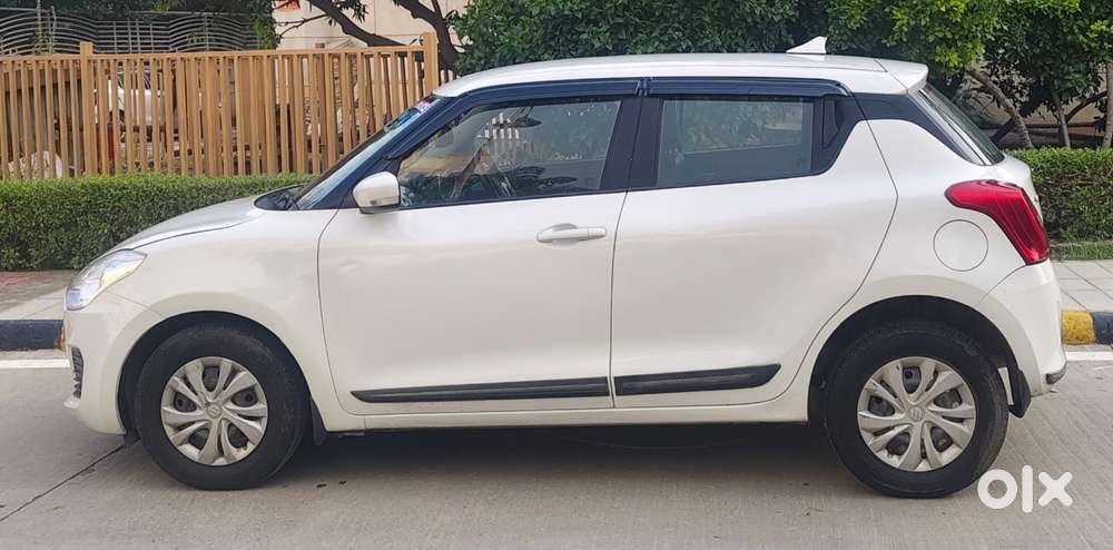 Maruti Suzuki Swift Amt Vxi, 2020, Petrol