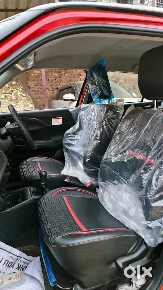 Maruti Suzuki Swift Vxi 2025