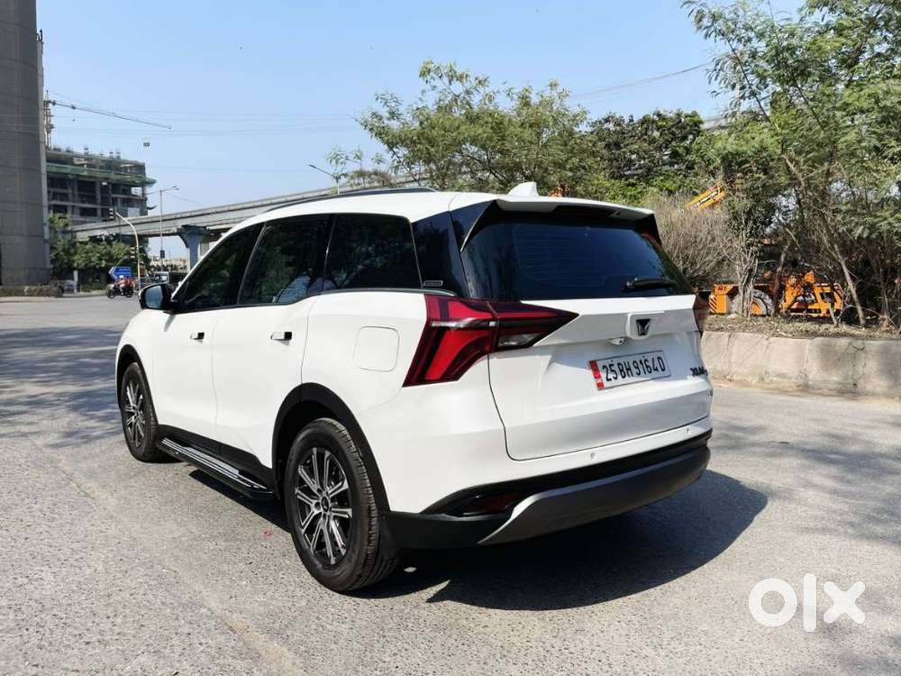Mahindra Xuv700 2.2 Ax 7 Diesel At Luxury Pack Str Awd, 2025, Diesel