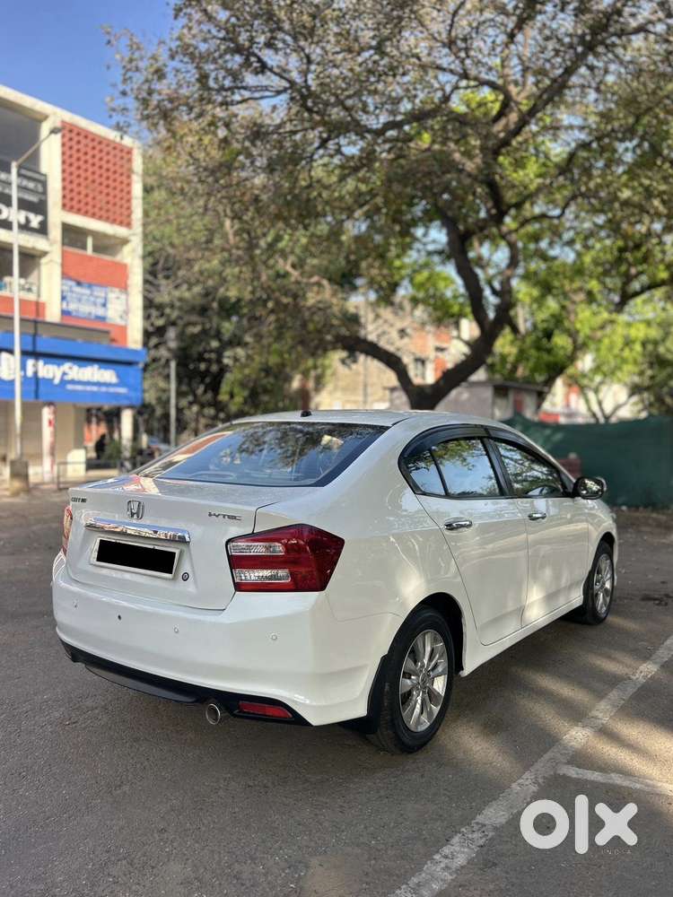 Honda City 2011-2013 V At Exclusive, 2012, Petrol