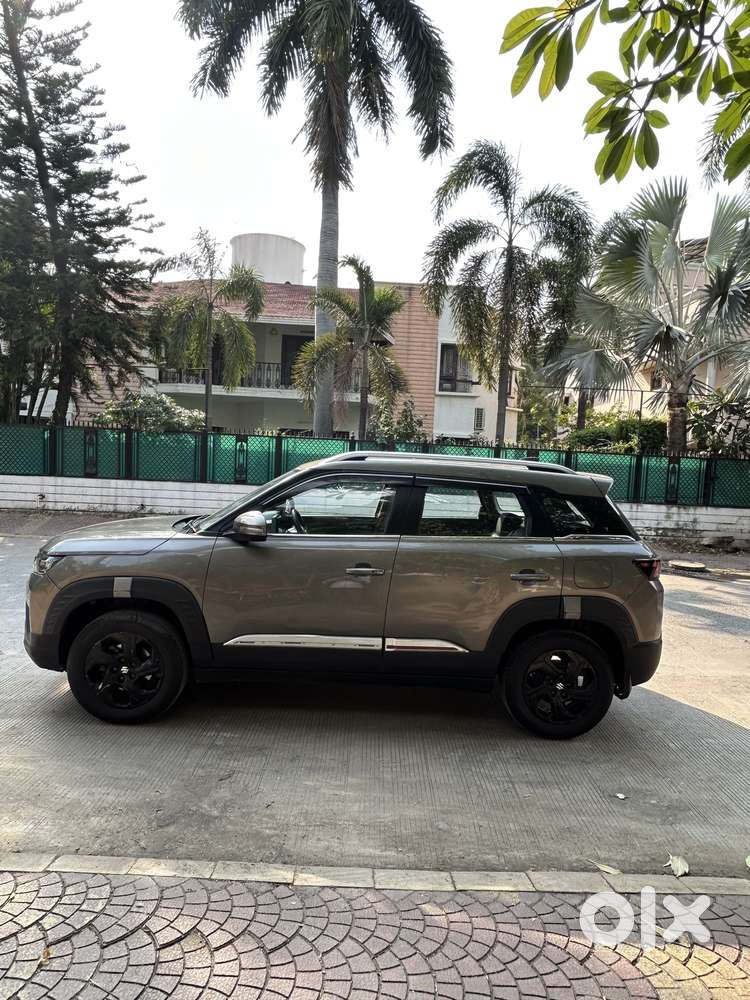 Maruti Suzuki Brezza 1.5 Zxi Plus Smart Hybrid, 2022, Cng & Hybrids