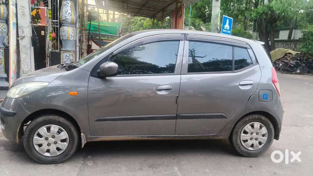 Hyundai I10 Sportz 2010 Model