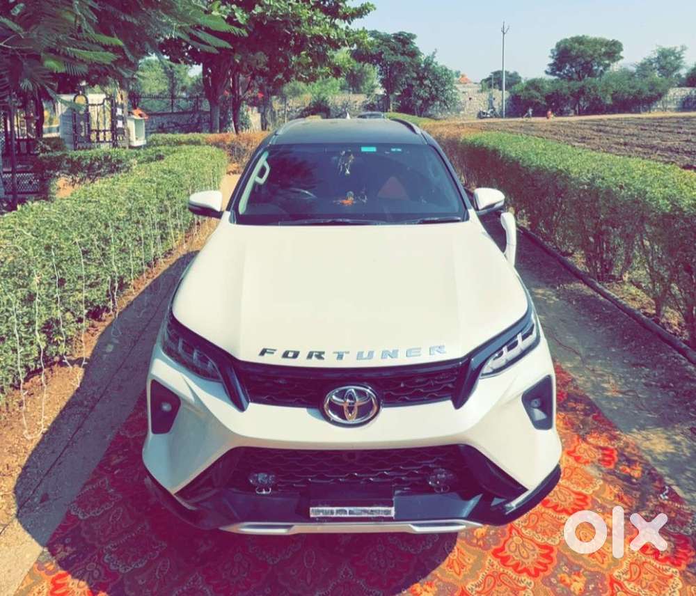 Toyota Fortuner Diesel 2017 Converted To Legender