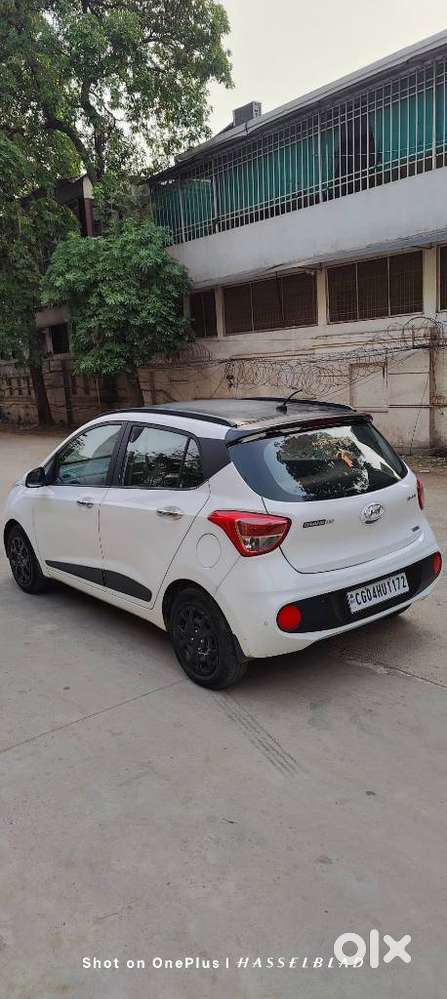 Hyundai Grand I10 2016-2017 Sportz Celebration Edition, 2015, Petrol
