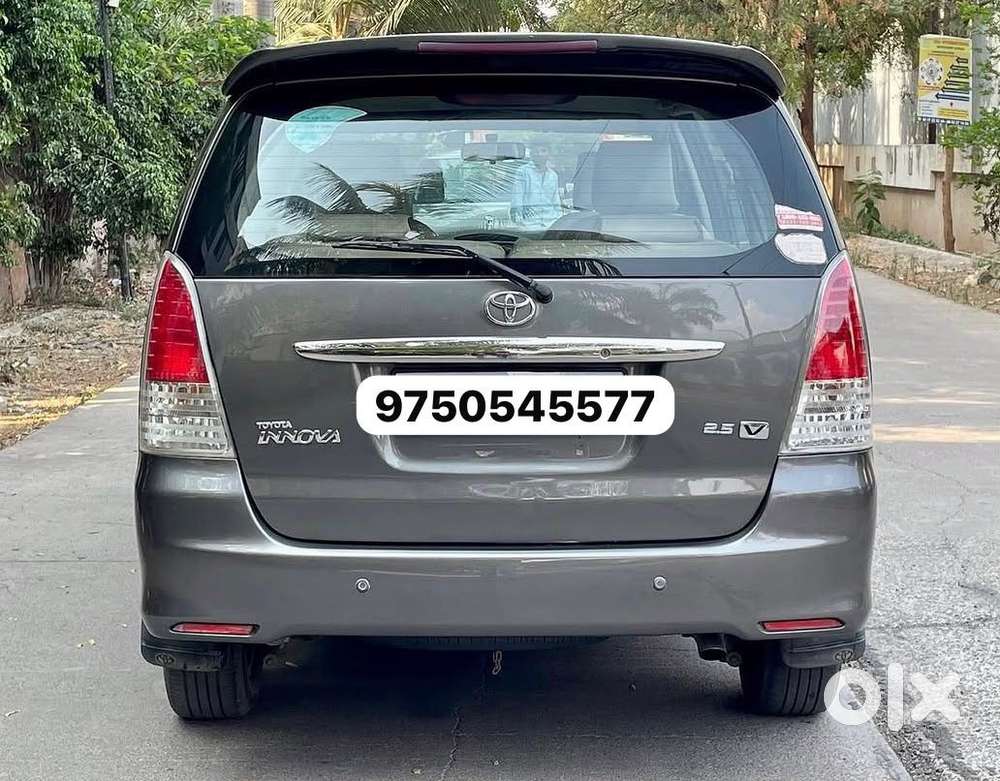Toyota Innova 2.5 V 7 Str, 2010, Diesel