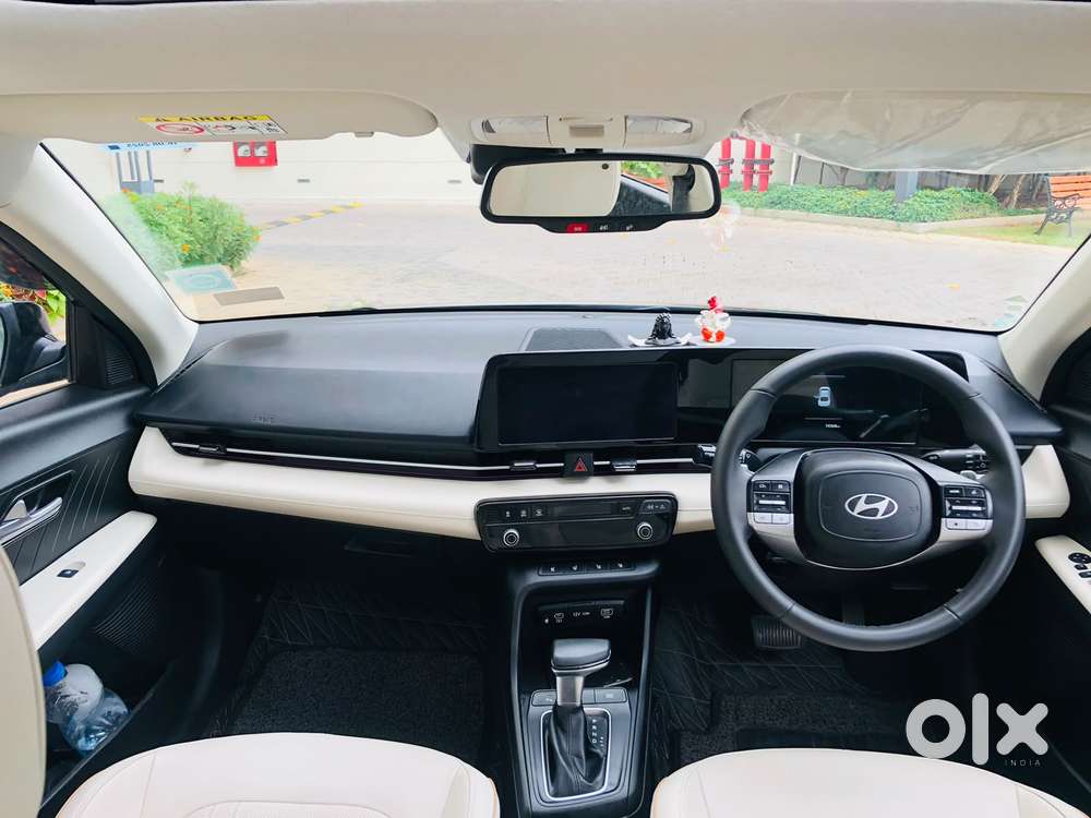 Hyundai Verna 1.5 Sx (o) Vtvt Ivt, 2025, Petrol