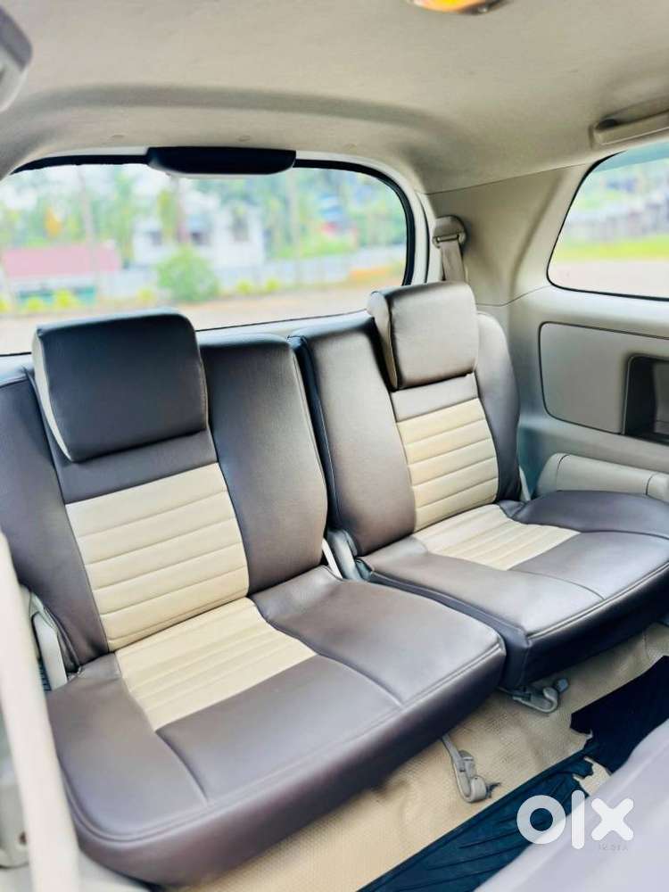 Toyota Innova 2.5 G (diesel) 7 Seater, 2011, Diesel
