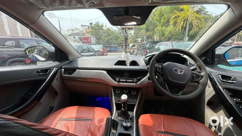 Tata Nexon 1.2 Revotron Xm, 2017, Petrol