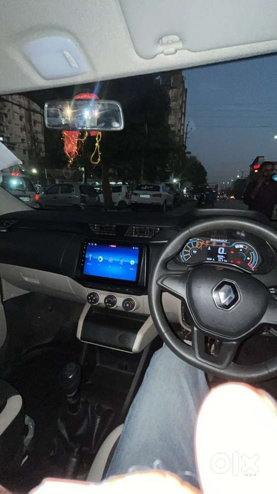 Renault Triber Rxl, 2025, Petrol