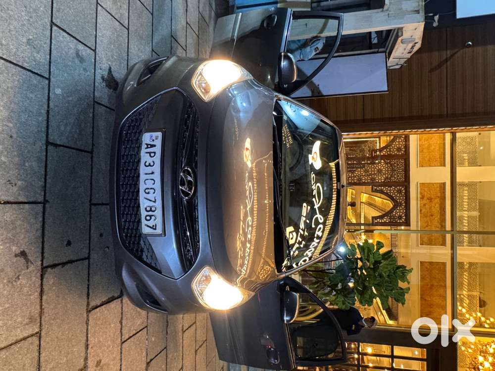I10 Sportz,2013,petrol,68000km,automatic
