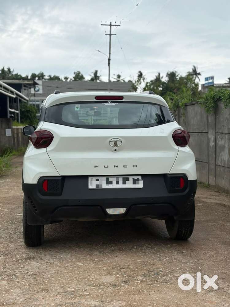 Tata Punch Pure, 2022, Petrol