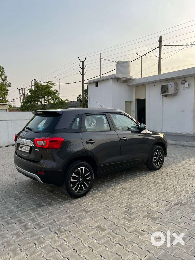 Maruti Suzuki Brezza 1.5 Zxi Plus At Smart Hybrid, 2021, Petrol