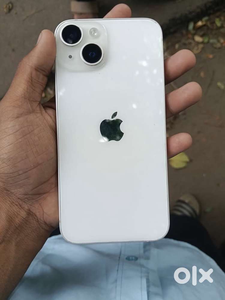 Iphone 14 neat and clean, box available