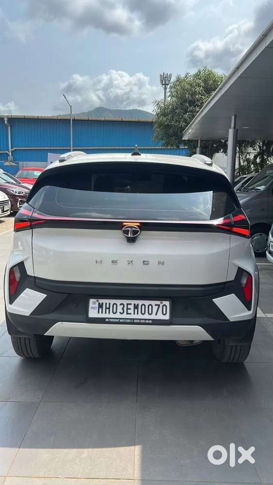 Tata Nexon Creative Plus 1.2 Revotron Petrol 6 Amt, 2024, Petrol