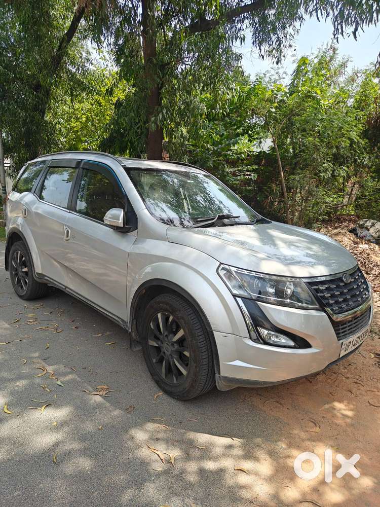 Mahindra Xuv 500 W11 Optional Automatic Silver Colour With Insurance