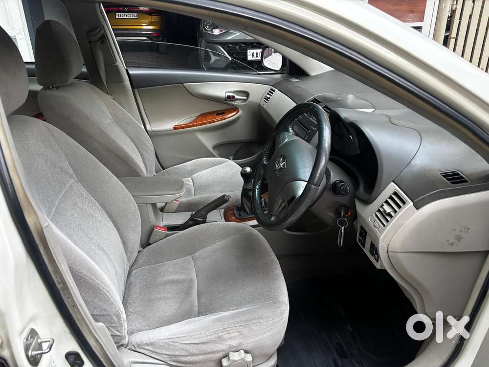 Toyota Corolla Altis 1.8 J, 2009, Petrol