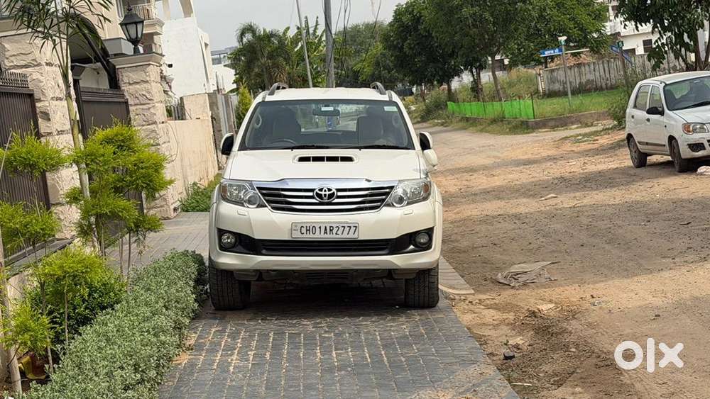 Toyota Fortuner 2013 Diesel Well Maintained