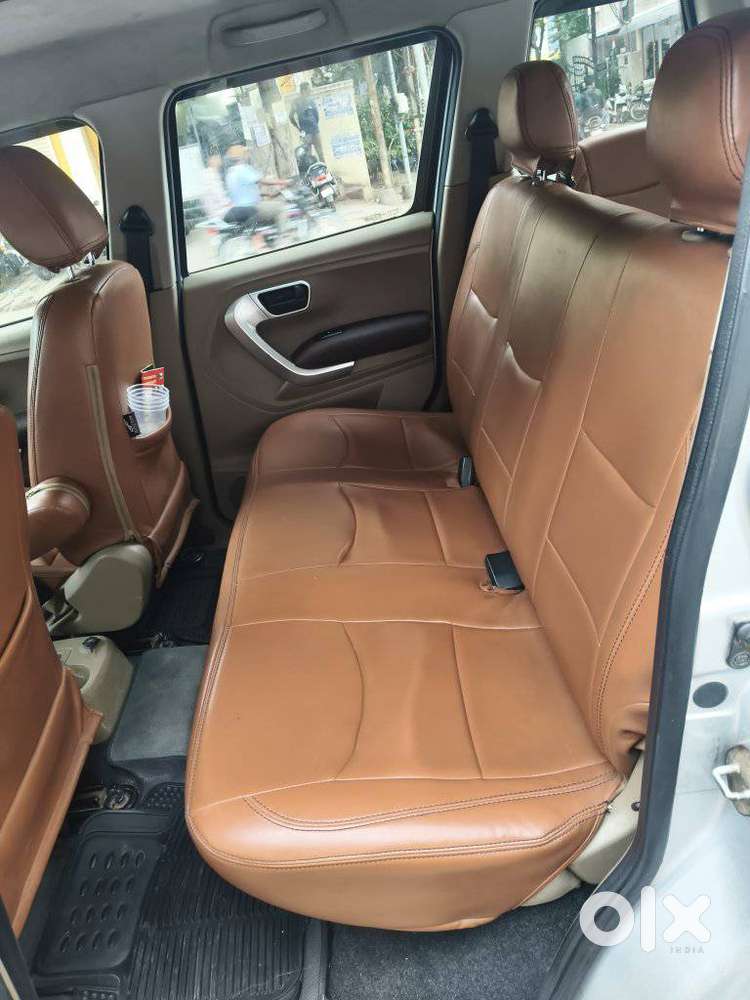 Mahindra Tuv 300 Mhawk100 T8, 2017, Diesel