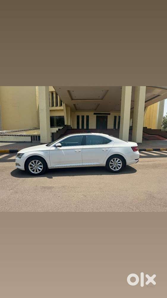 Skoda Superb L&k 2.0 Tdi At, 2018, Diesel