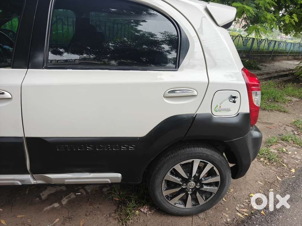 Toyota Etios Cross 2015 Diesel