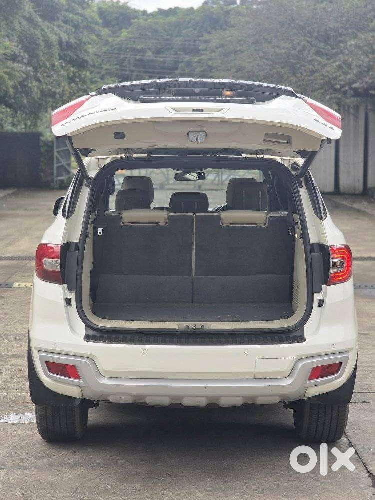 Ford Endeavour 3.2 Titanium At 4x4, 2017, Diesel