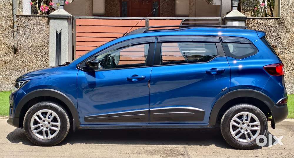 Renault Triber Rxt, 2022, Petrol