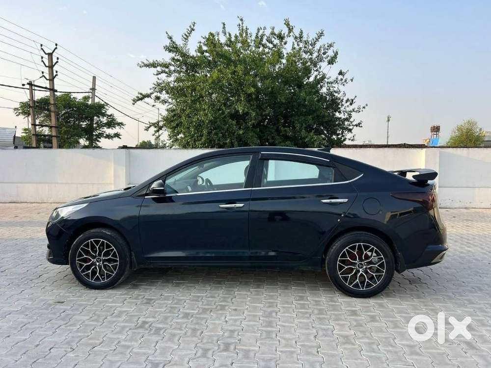 Hyundai Verna, 2022, Petrol