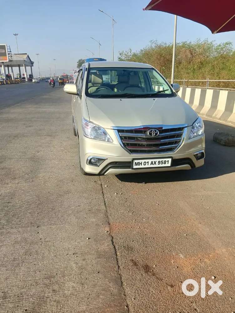 Toyota Innova 2011