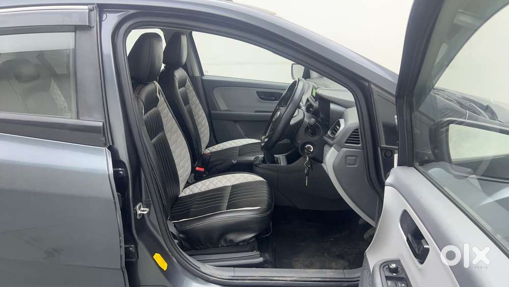 Tata Altroz 1.2 Xm, 2021, Petrol