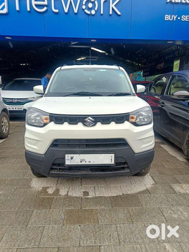 Maruti Suzuki S-presso Vxi Plus, 2022, Petrol