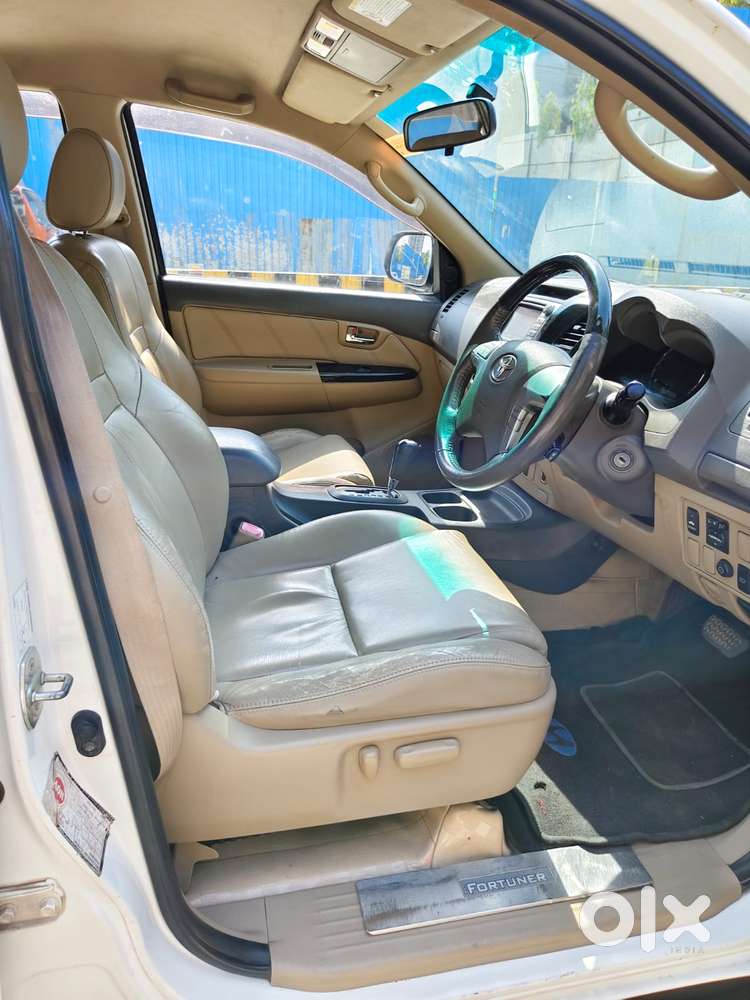 Toyota Fortuner 3.0 4x2 Automatic, 2012, Diesel