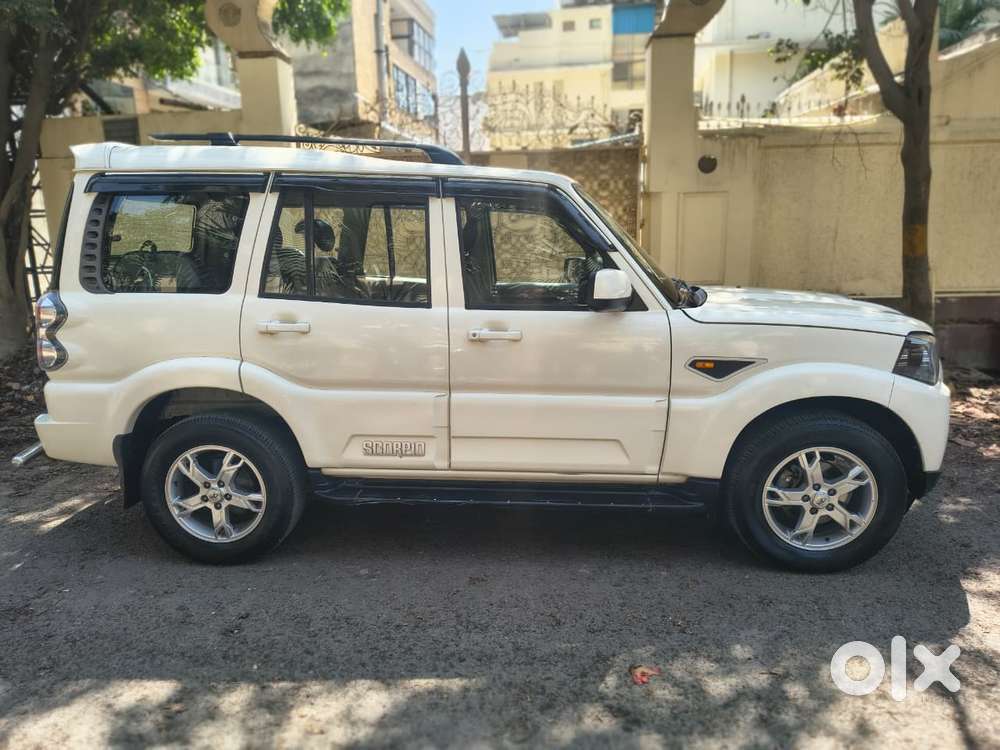 Mahindra Scorpio S6 Plus, 2017, Diesel