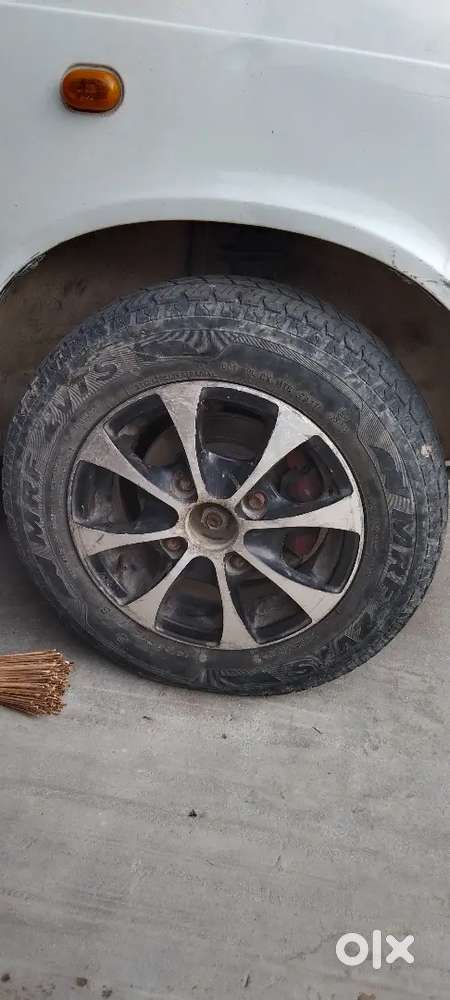 Maruti Suzuki 800 2006