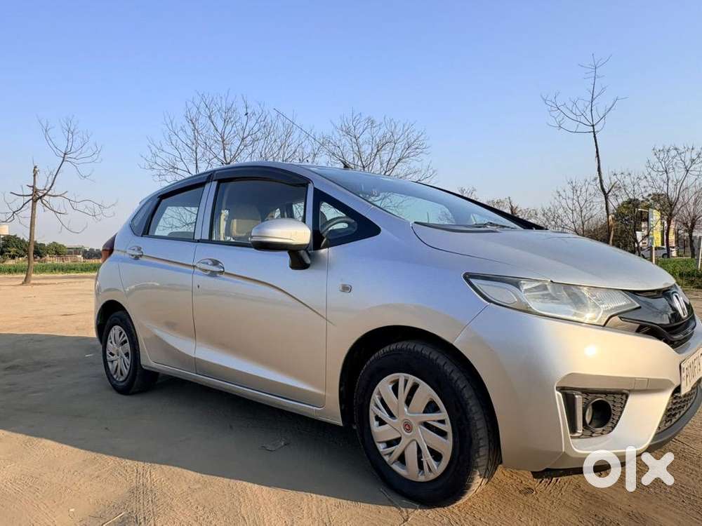 Honda Jazz 2016 Petrol Well Maintained