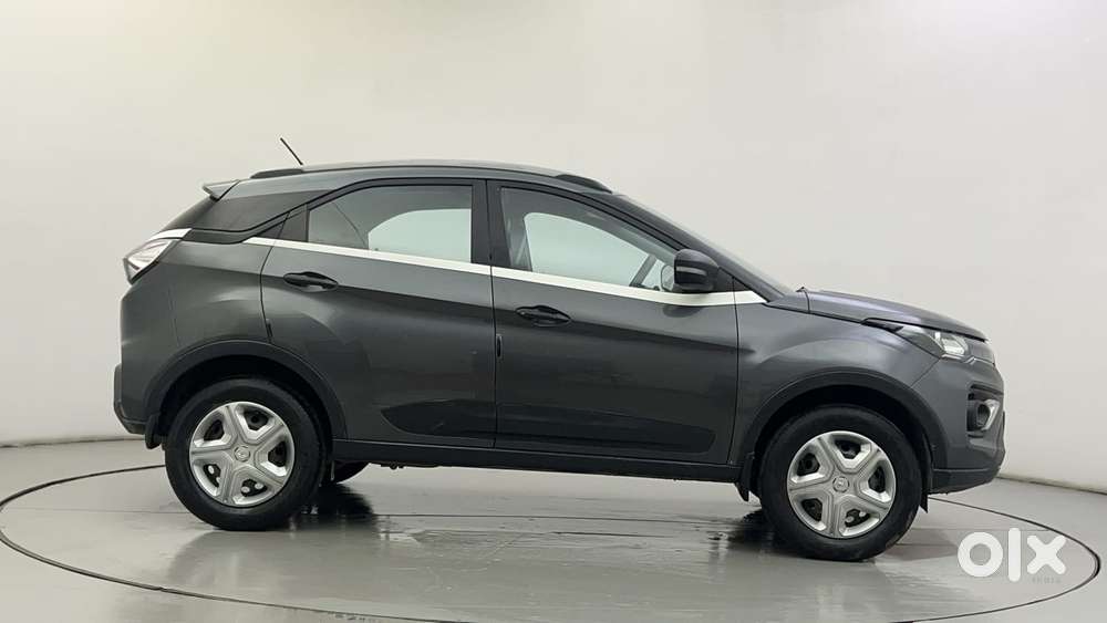 Tata Nexon 1.5 Revotorq Xma Amt (s), 2020, Petrol