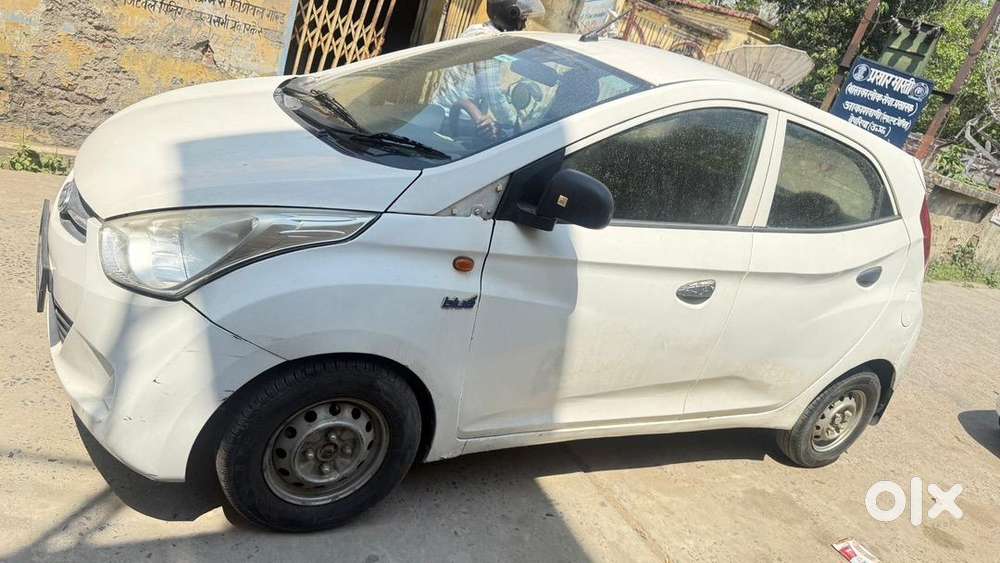 Hyundai Eon 2012 Petrol Well Maintained